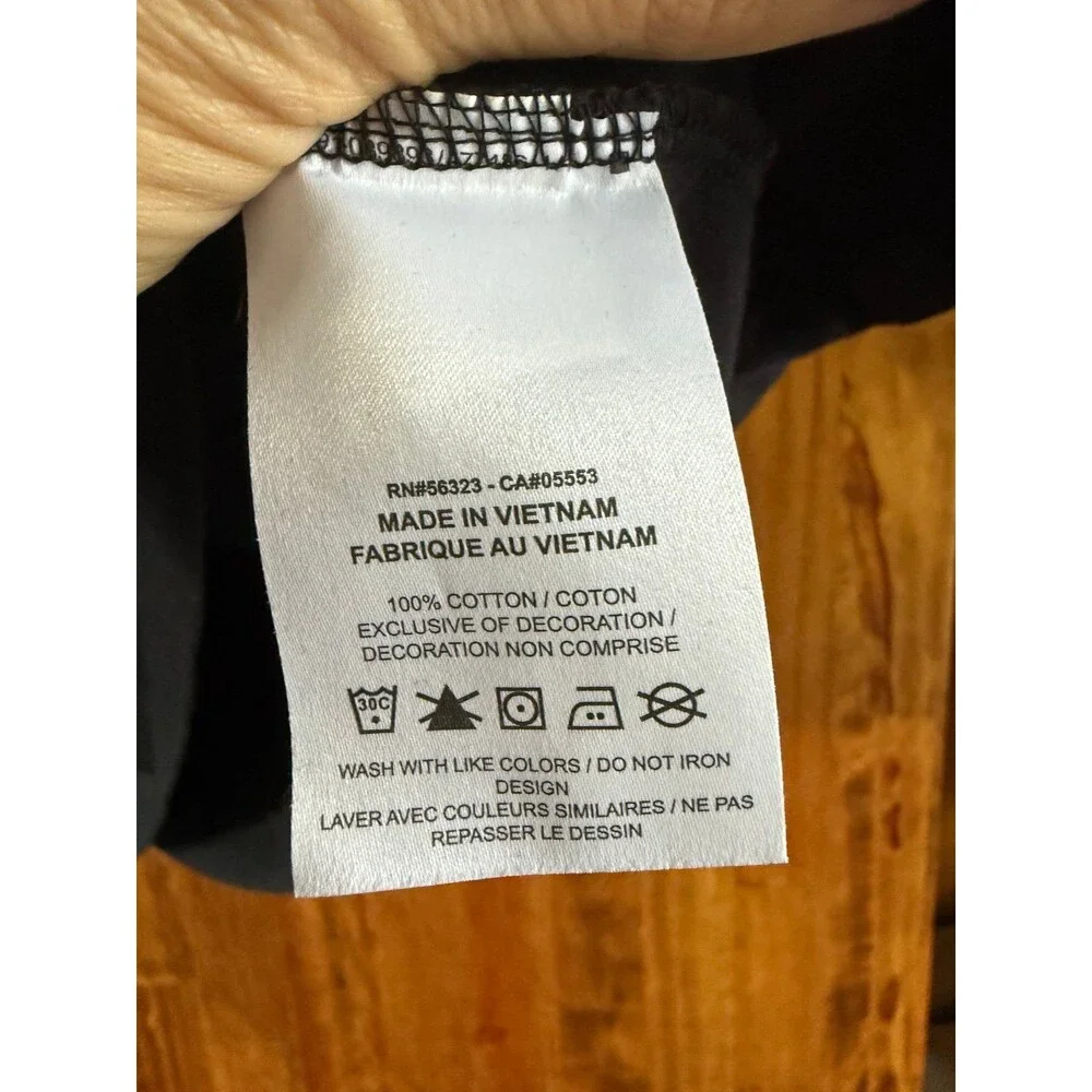 Nike “The Nike Tee” Sleeveless Cropped Tee Sz. Medium Black